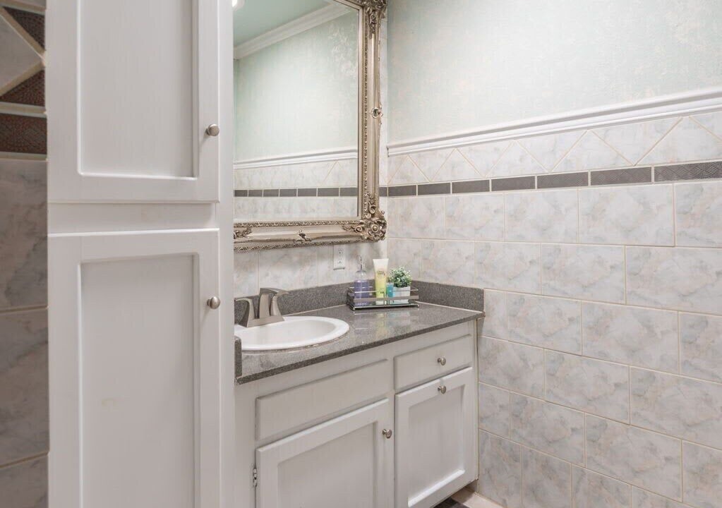 Photo of Bathroom in Oakhurst