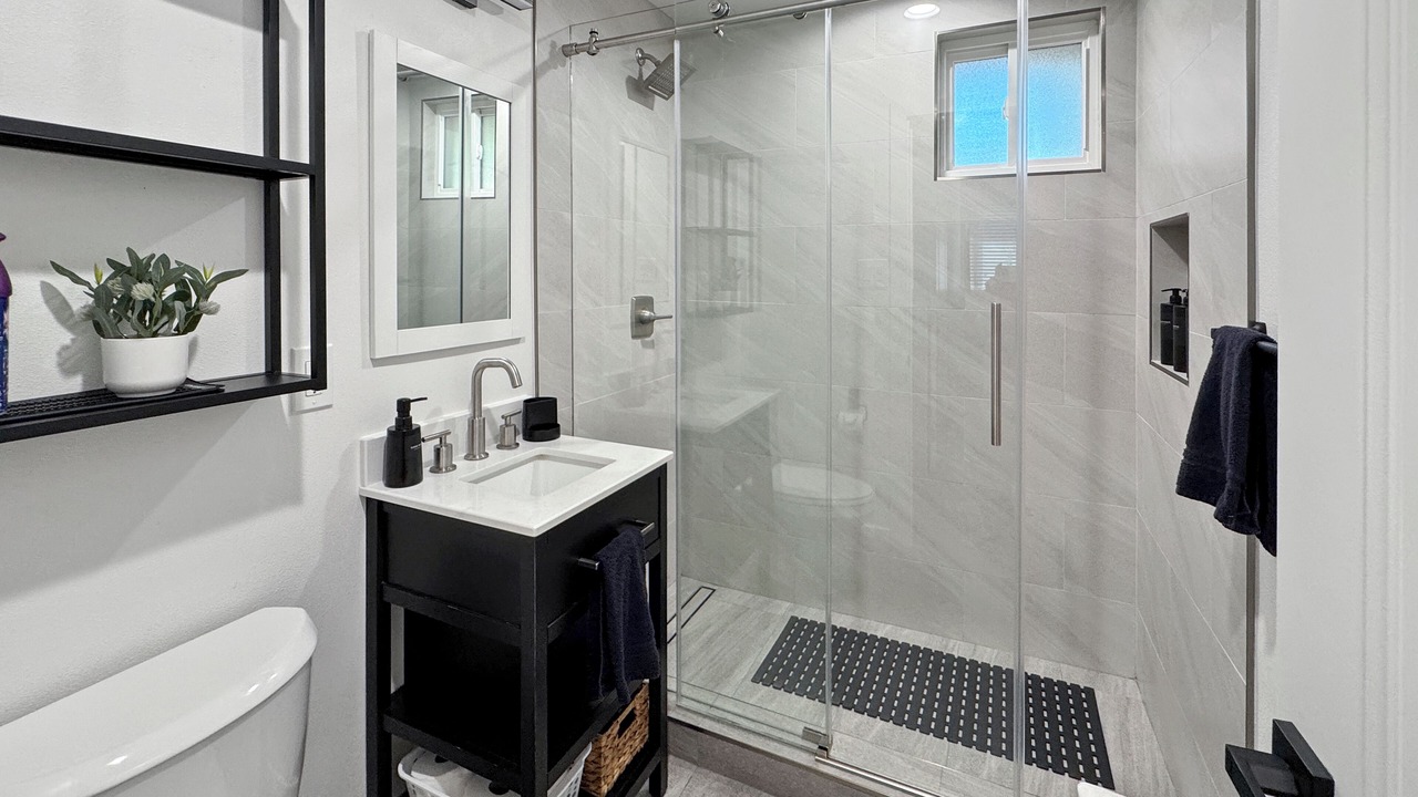 Photo of Bathroom in Southwest Anaheim