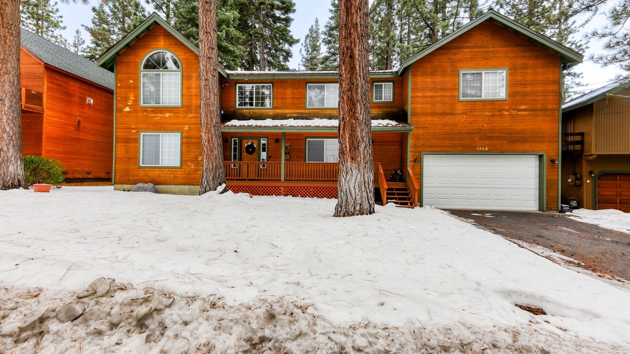 Photo of Outdoor in Montgomery Estates