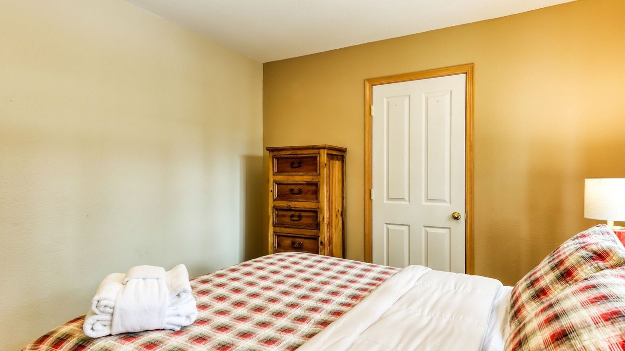 Photo of Bedroom in Montgomery Estates