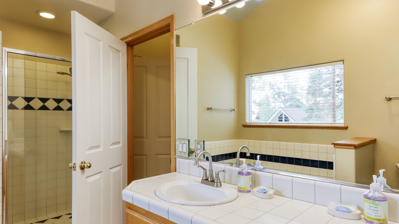 Photo of Bathroom in Montgomery Estates