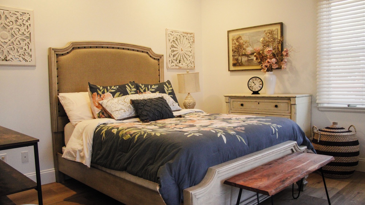 Photo of Bedroom in Canyon Country