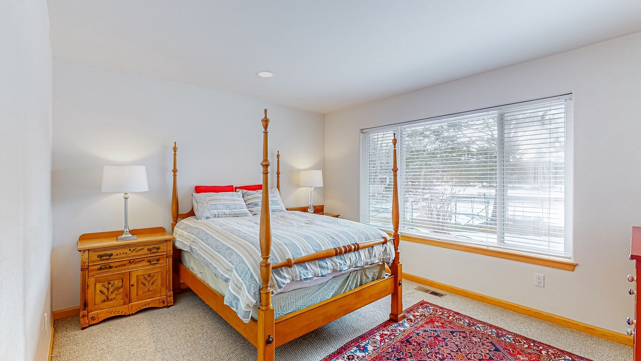 Photo of Bedroom in Tahoe Keys
