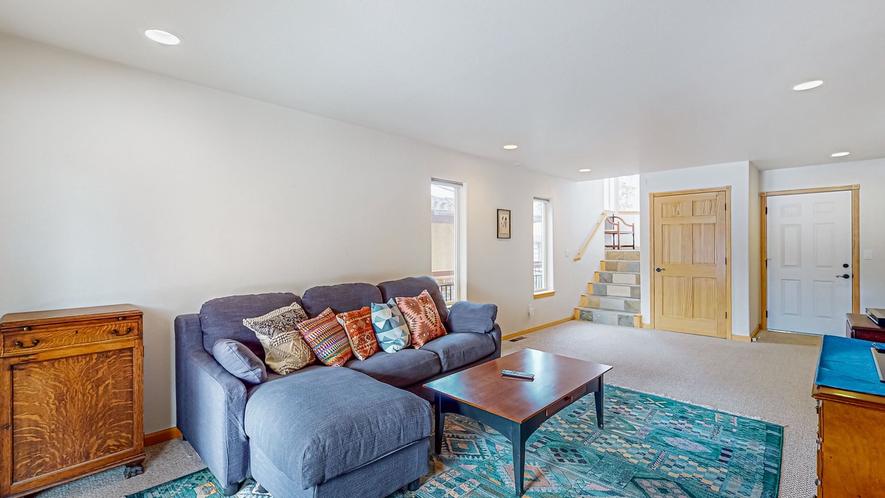 Photo of Livingroom in Tahoe Keys