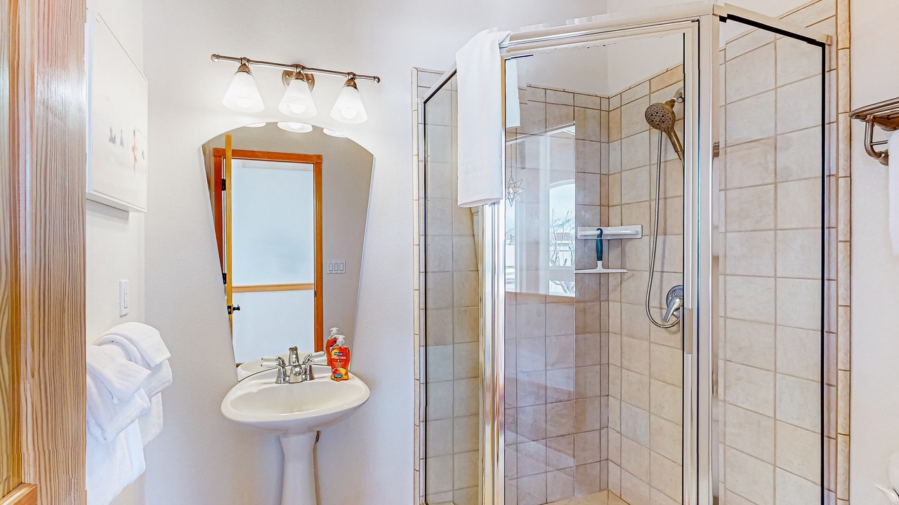 Photo of Bathroom in Tahoe Keys