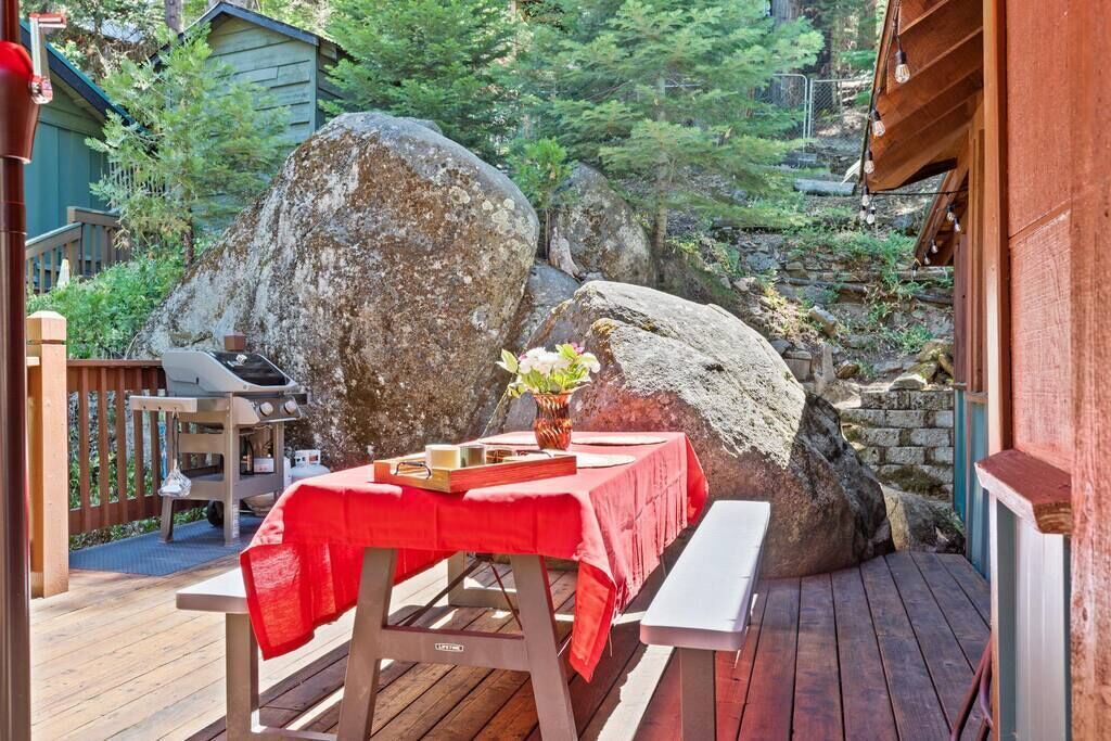 Photo of Outdoor in Sugar Pine