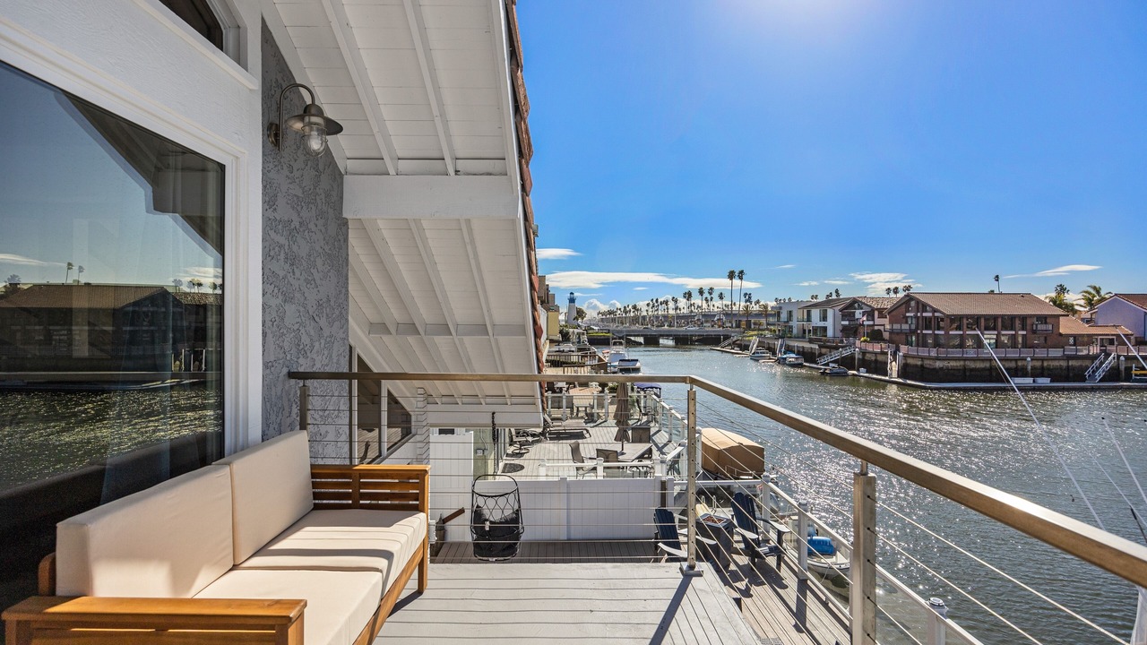 Photo of Patio Balcony in Channel Islands