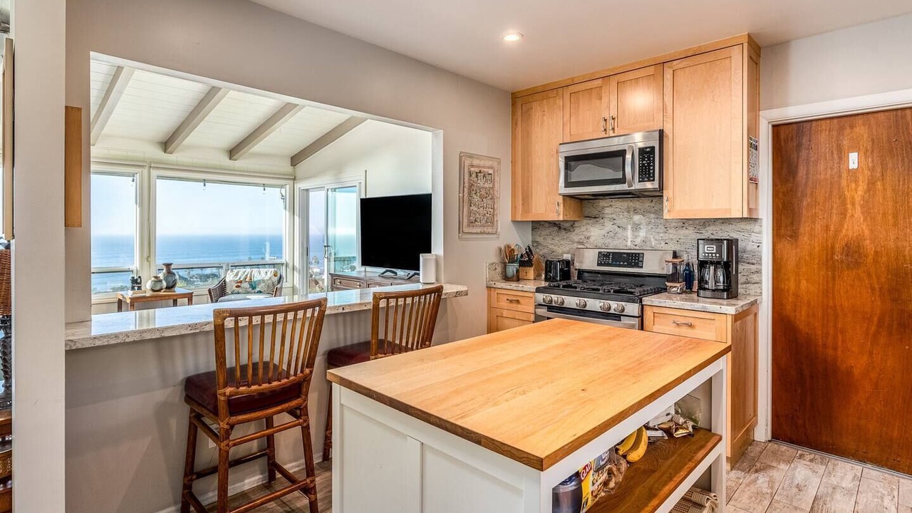 Photo of Kitchen in Sunset Cliffs