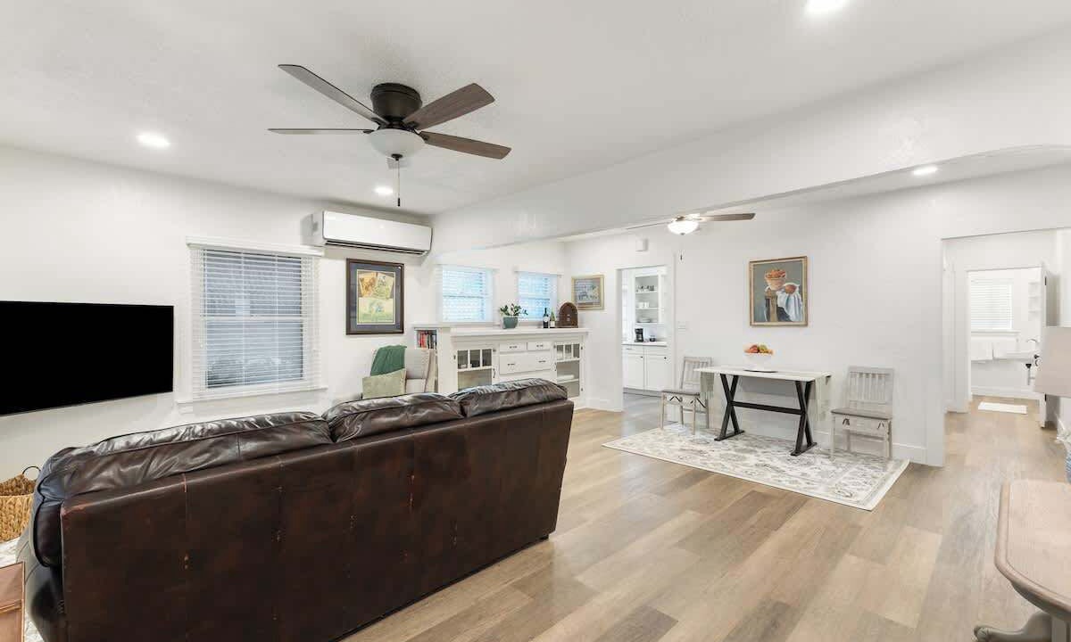 Photo of Livingroom in Visalia