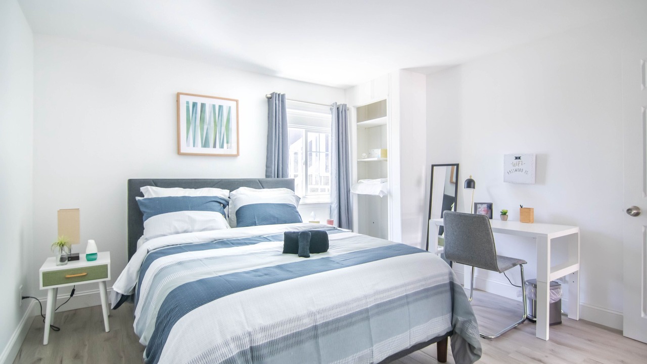 Photo of Bedroom in Millbrae