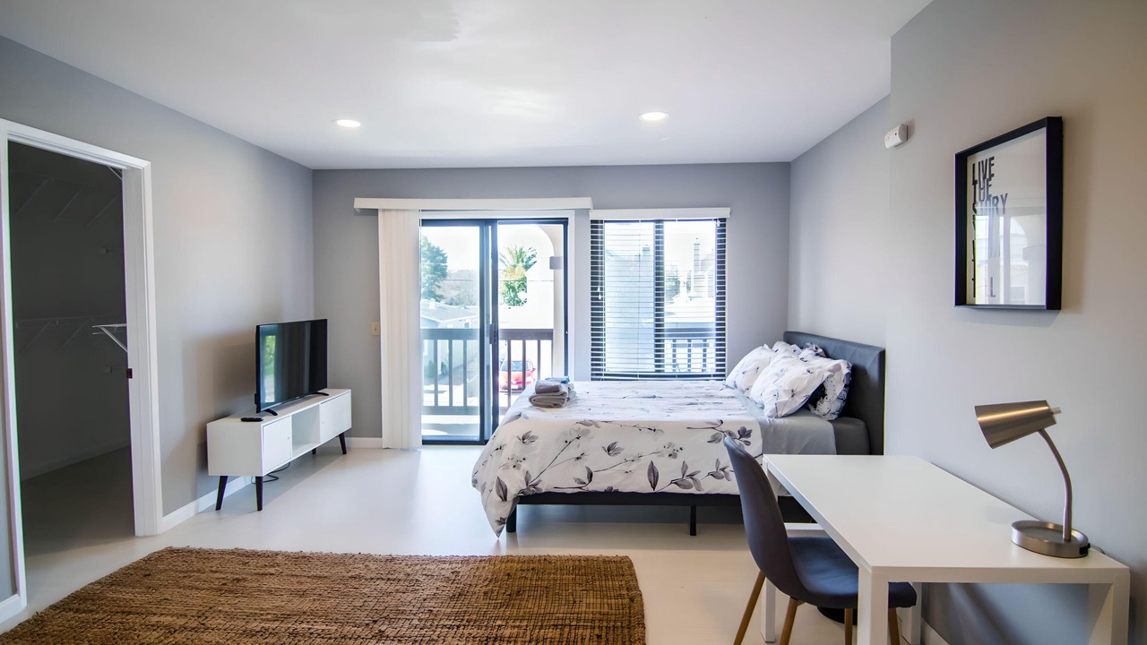 Photo of Bedroom in Millbrae
