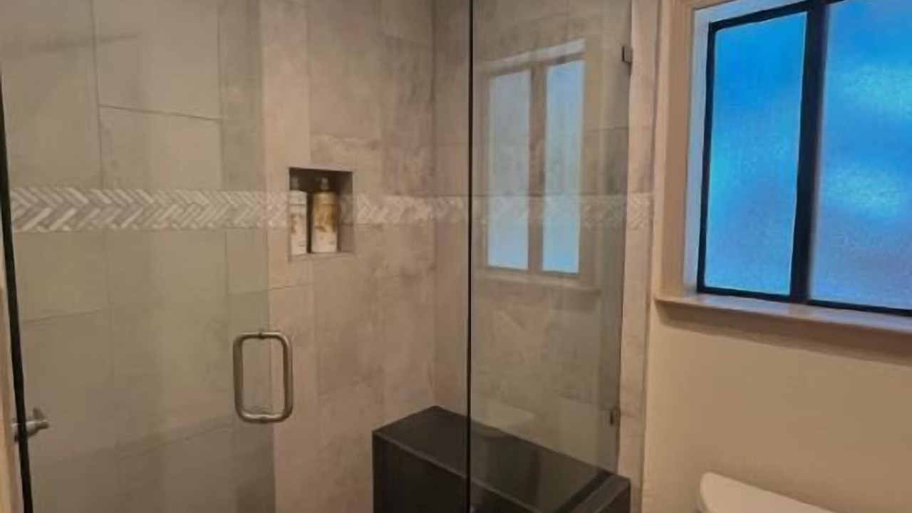 Photo of Bathroom in Kingswood Estates