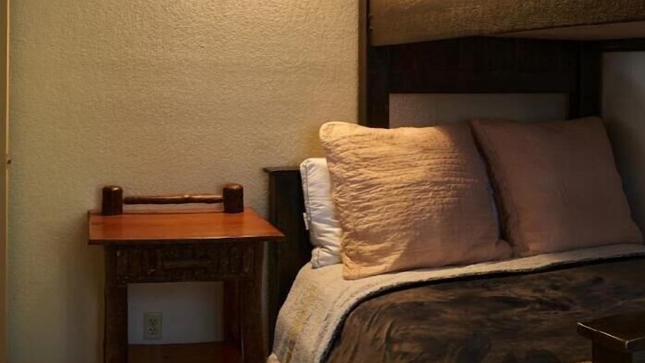 Photo of Bedroom in Kingswood Estates