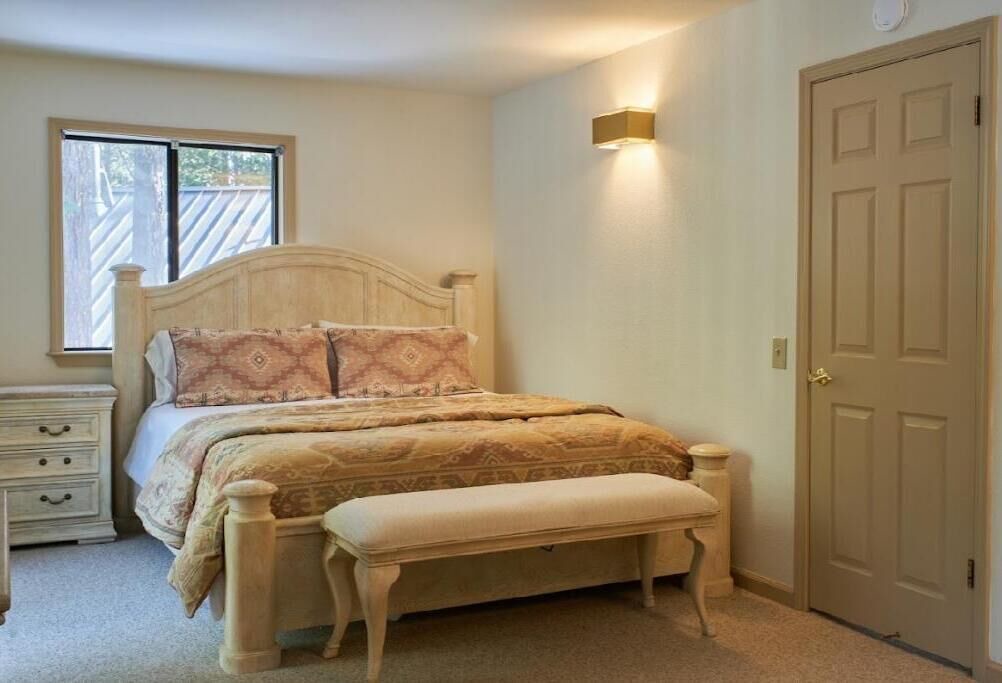 Photo of Bedroom in Kingswood Estates