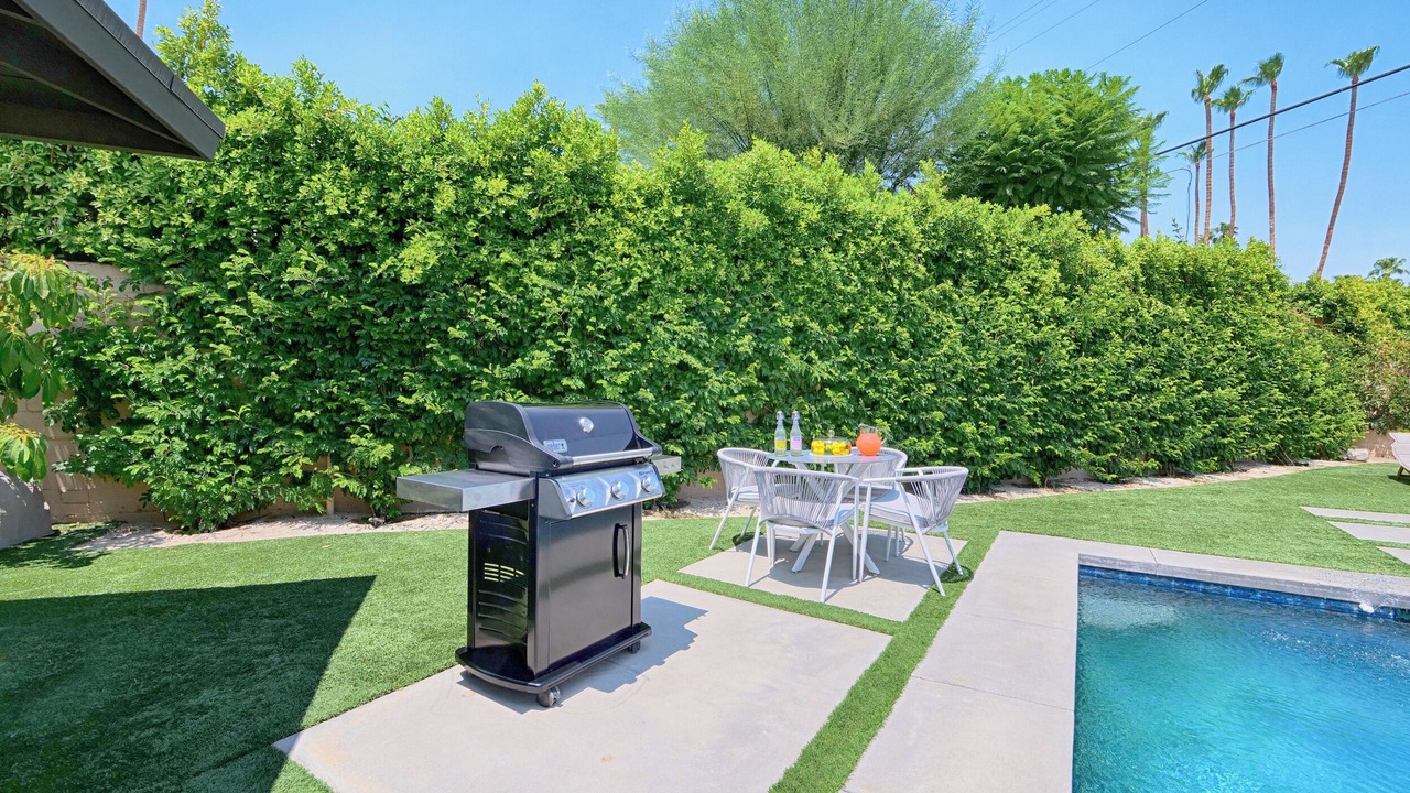 Photo of Outdoor in Tahquitz River Estates