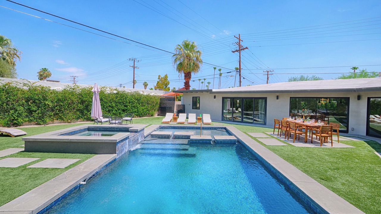 Photo of Outdoor in Tahquitz River Estates