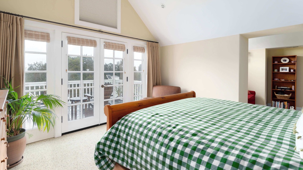 Photo of Bedroom in Ladera