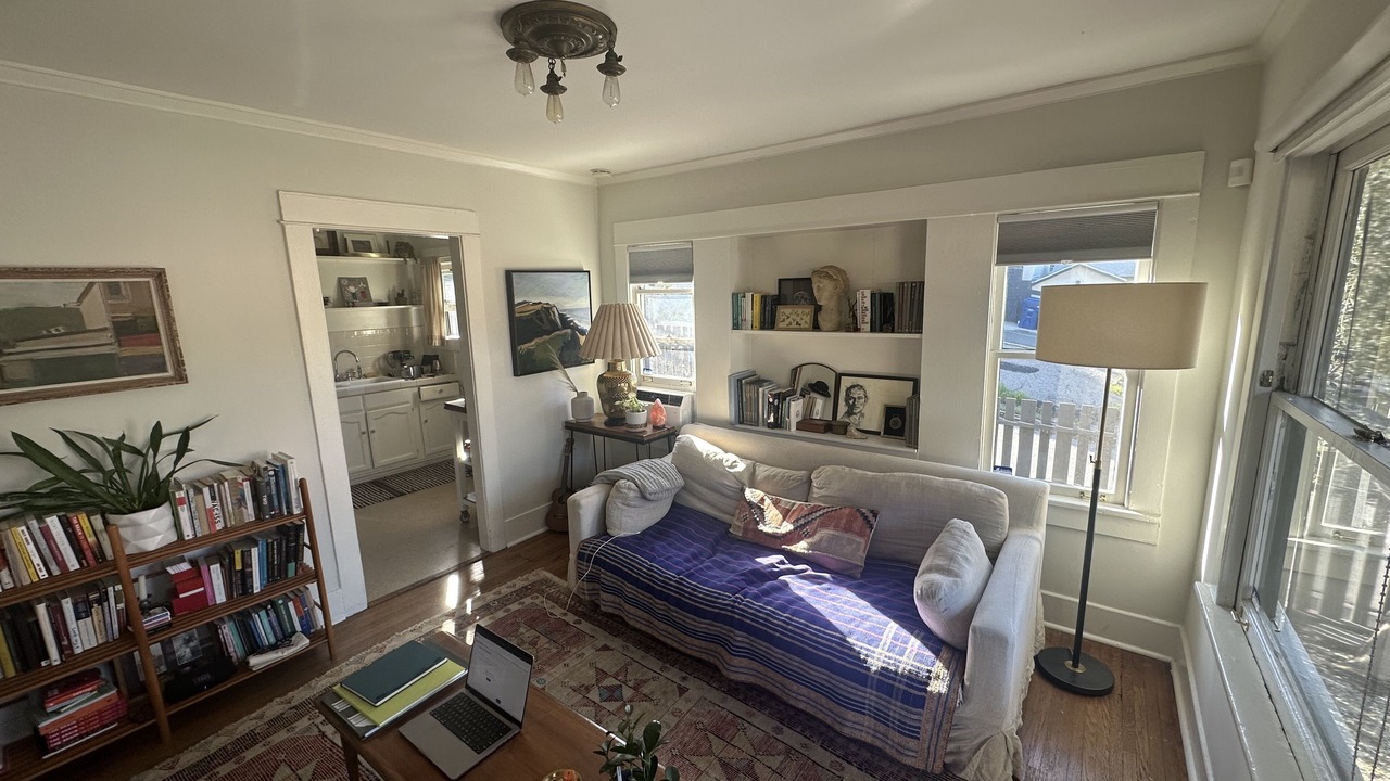 Photo of Livingroom in Elysian Heights