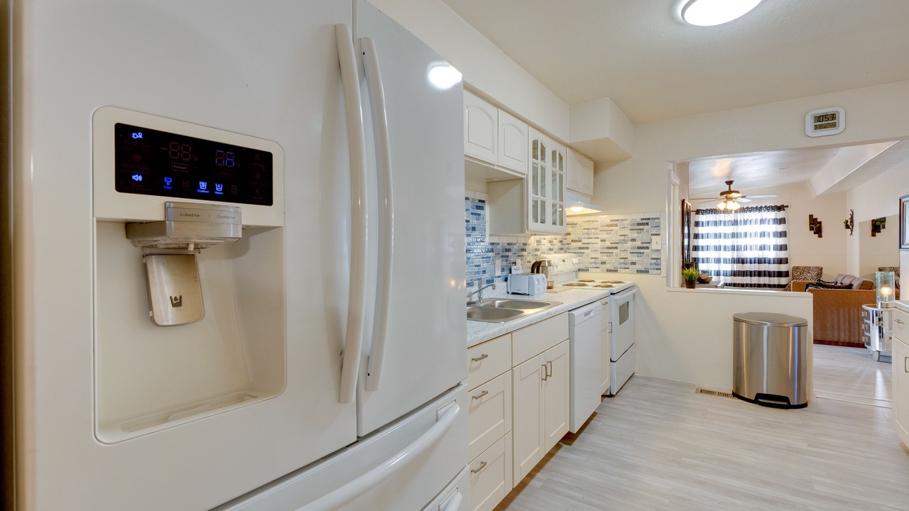 Photo of Kitchen in Roosevelt