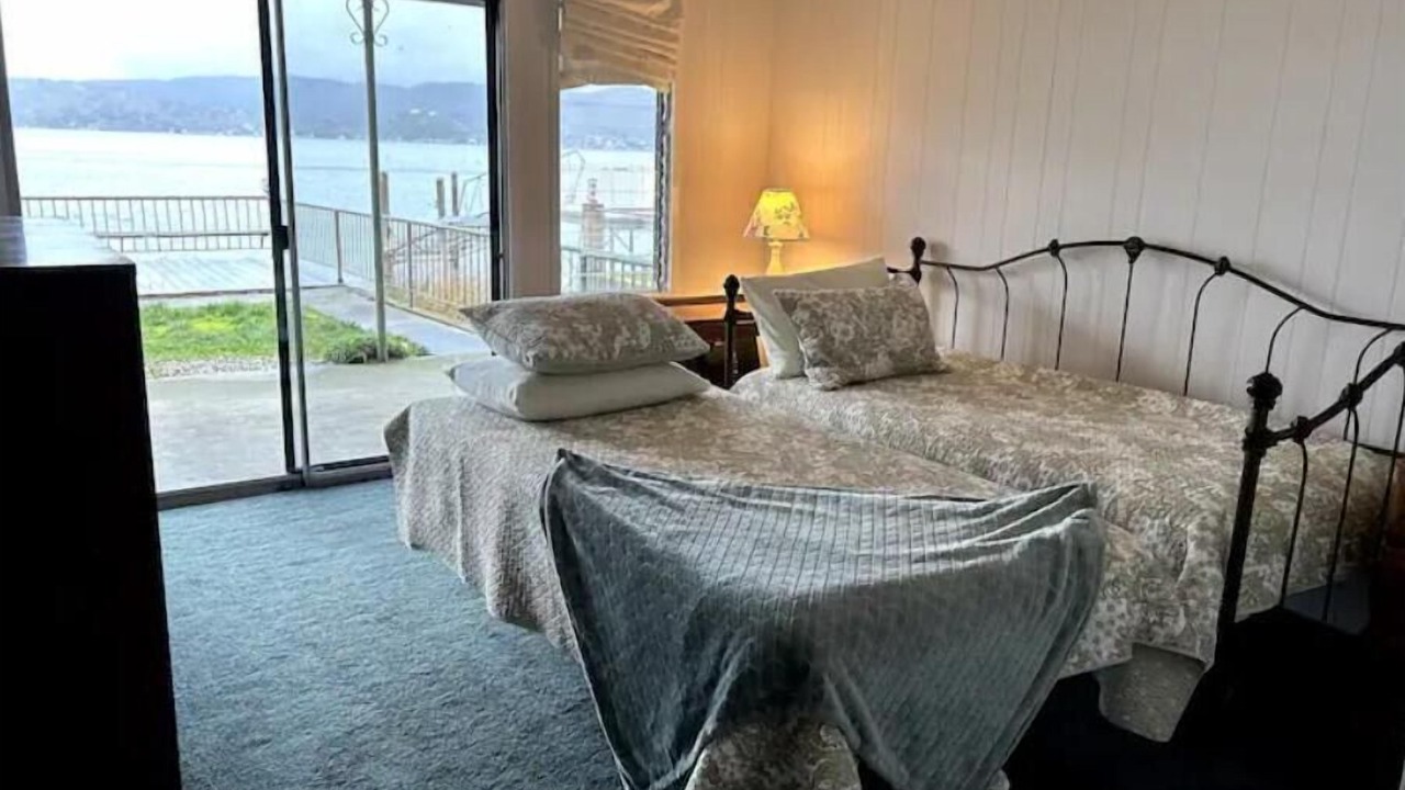 Photo of Bedroom in Clear Lake