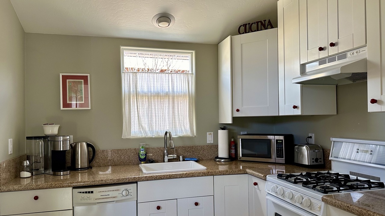 Photo of Kitchen in Talmadge