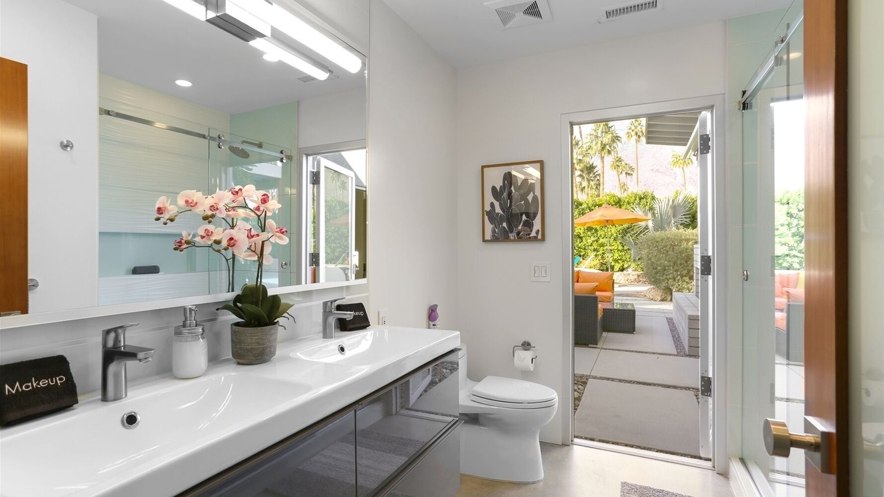 Photo of Bathroom in Deep Well Ranch