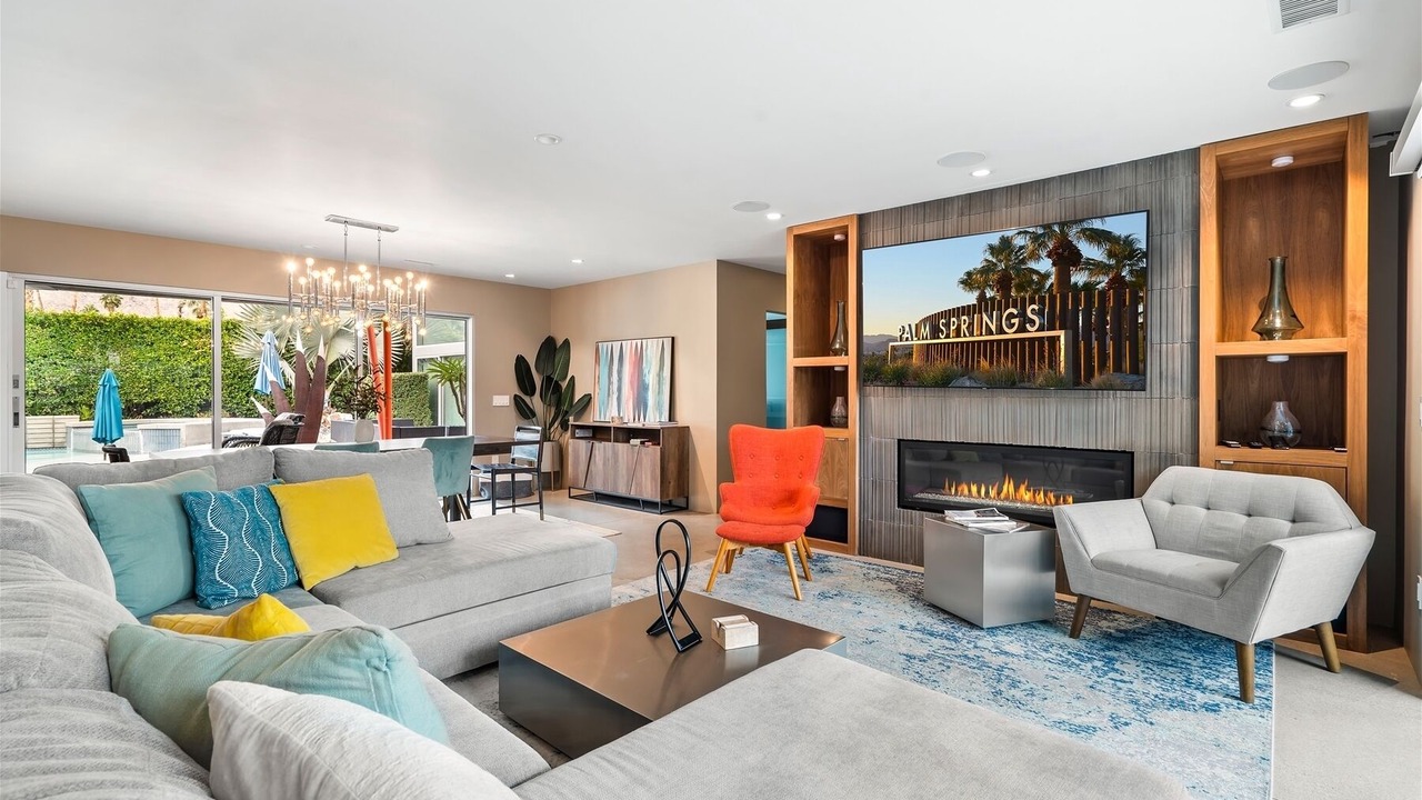 Photo of Livingroom in Deep Well Ranch