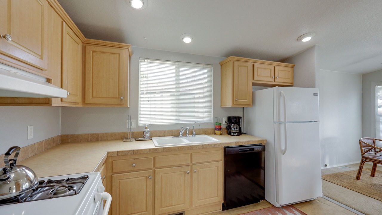 Photo of Kitchen in Oak View