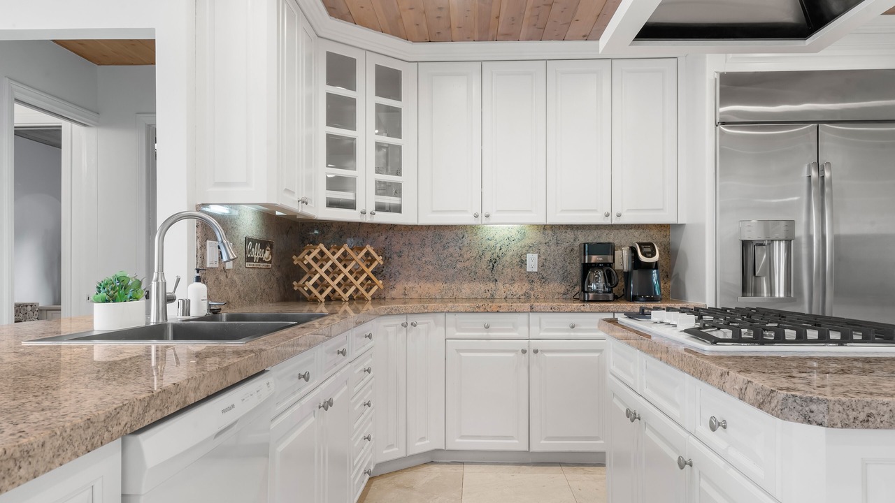 Photo of Kitchen in Magnesia Falls Cove
