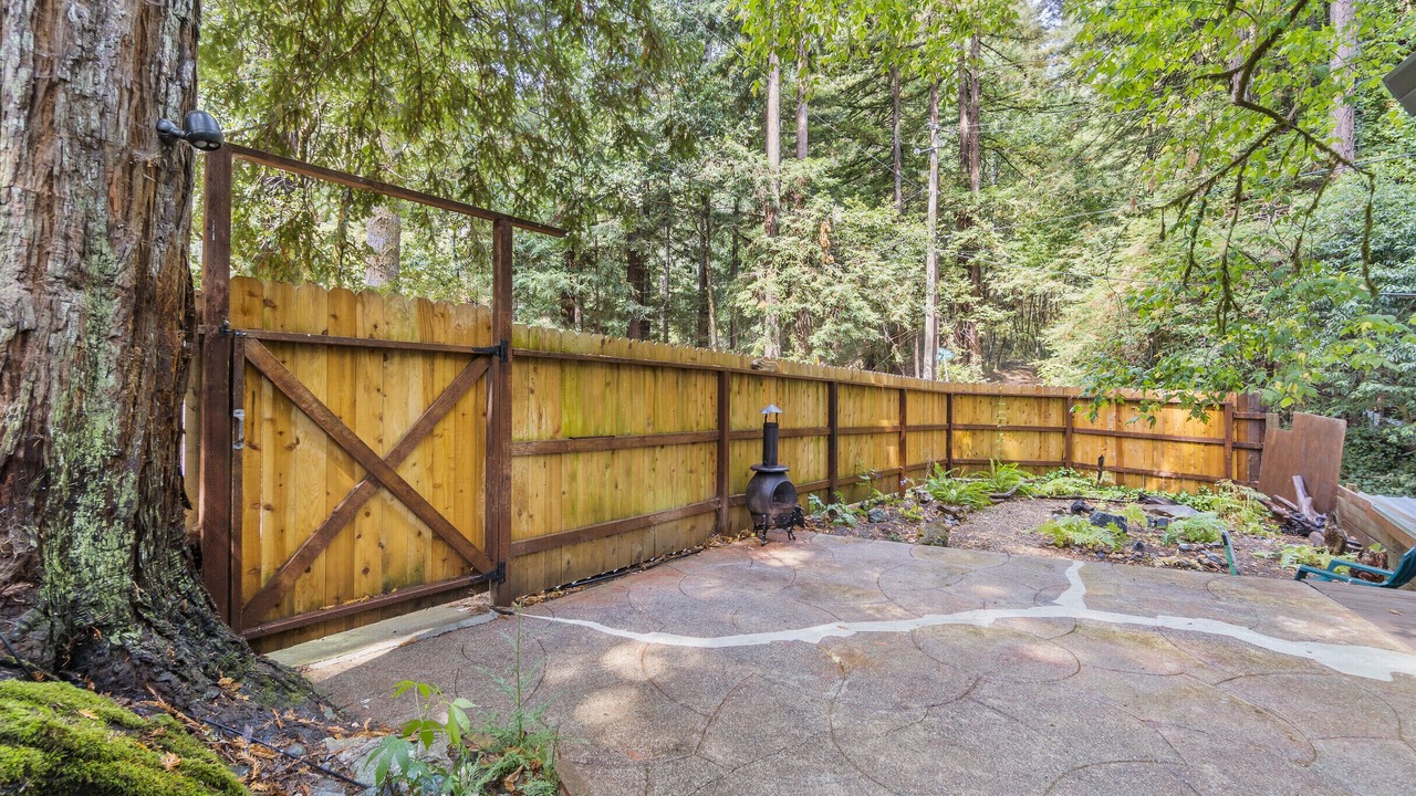 Photo of Outdoor in Northwood