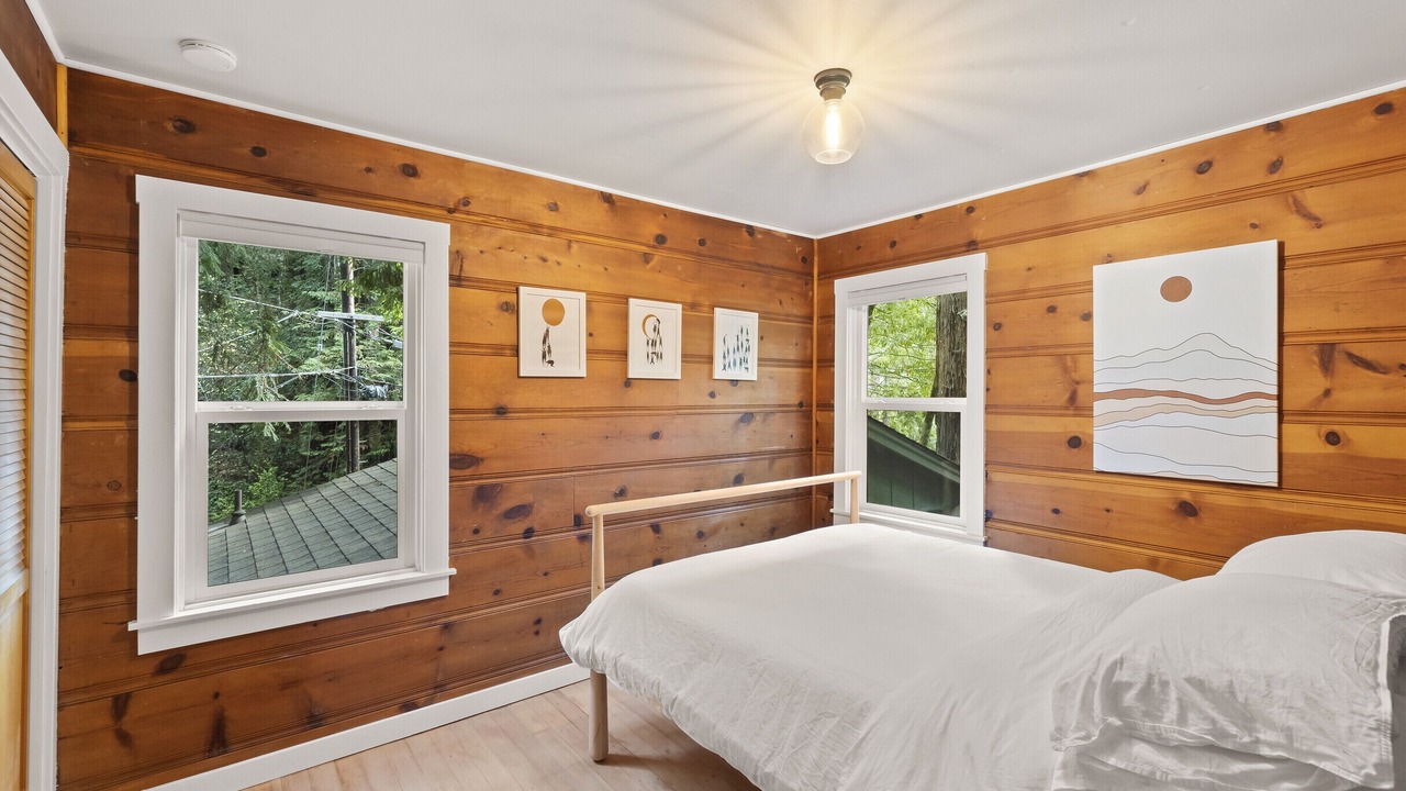 Photo of Bedroom in Northwood
