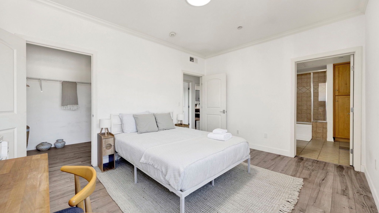 Photo of Bedroom in Wilshire
