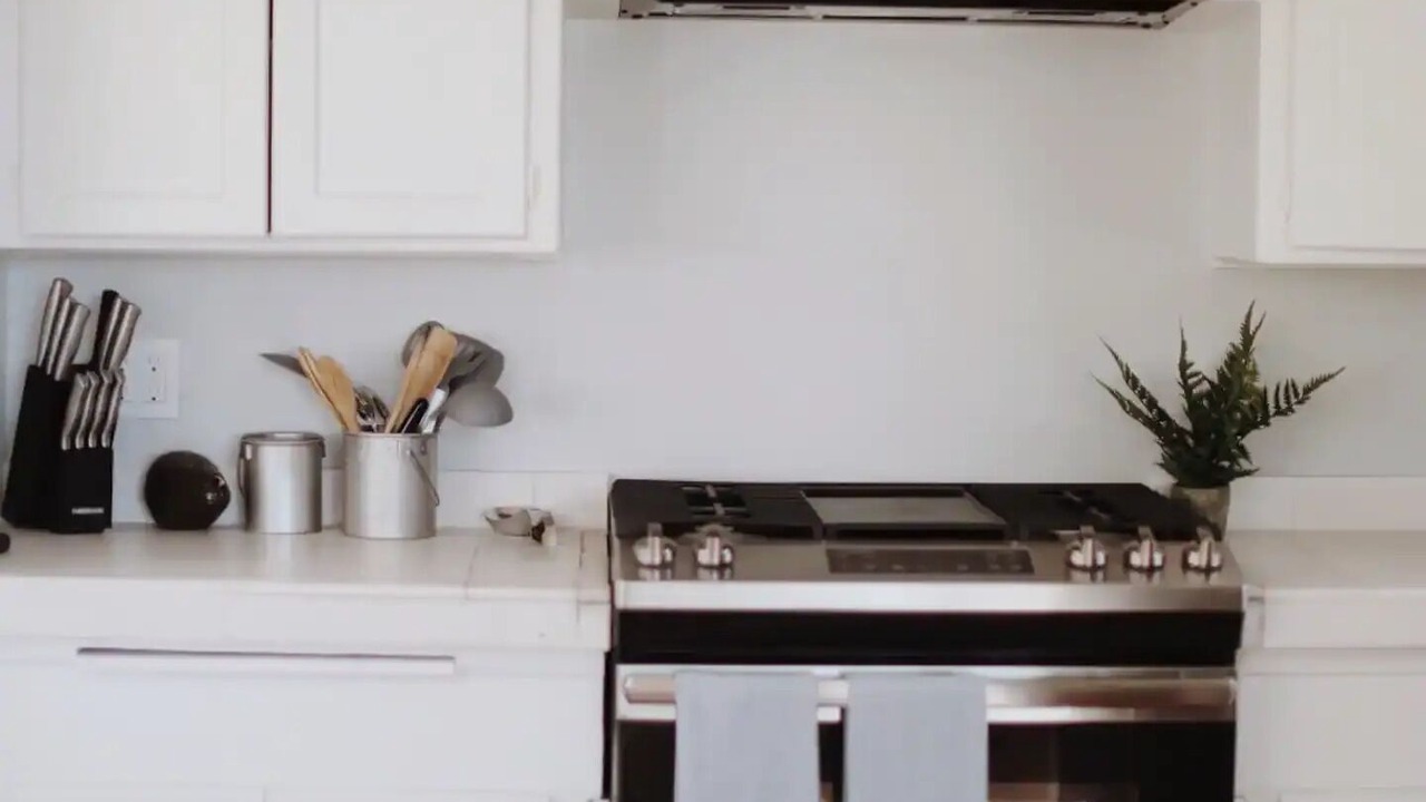 Photo of Kitchen in East Mesa