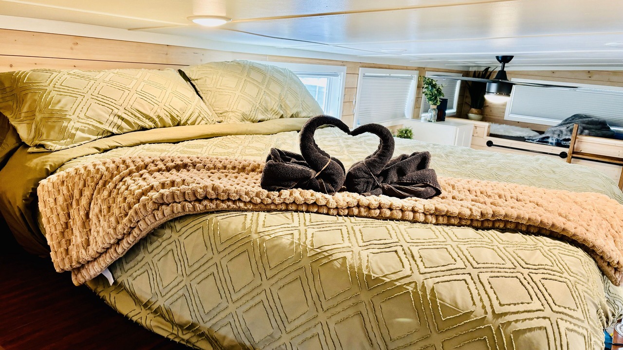 Photo of Bedroom in Upper Lake