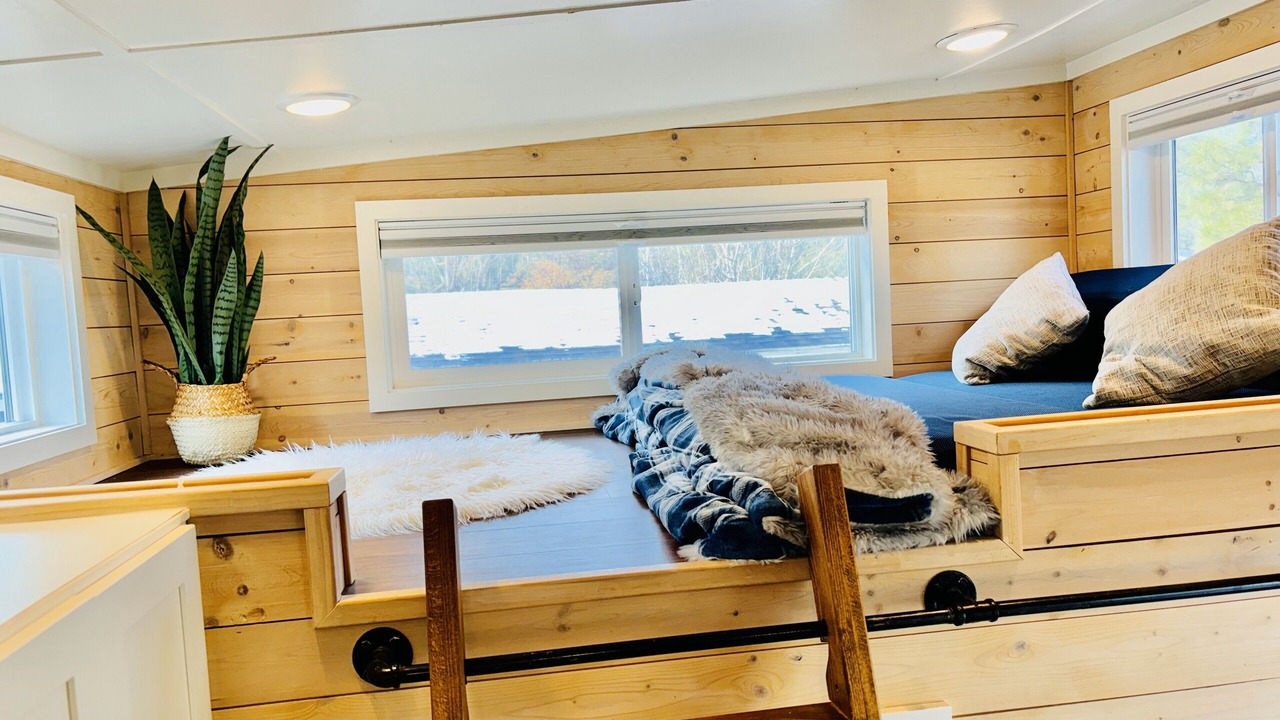 Photo of Bedroom in Upper Lake