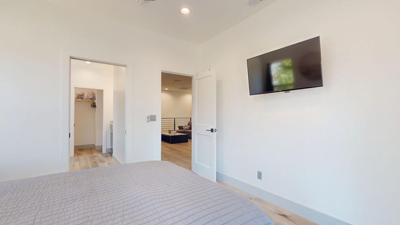 Photo of Bedroom in Bass Lake