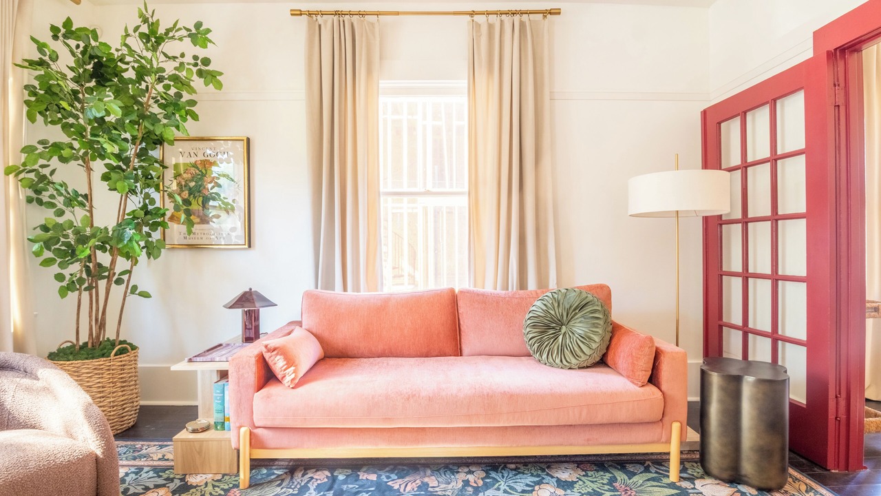 Photo of Livingroom in Downtown Sacramento