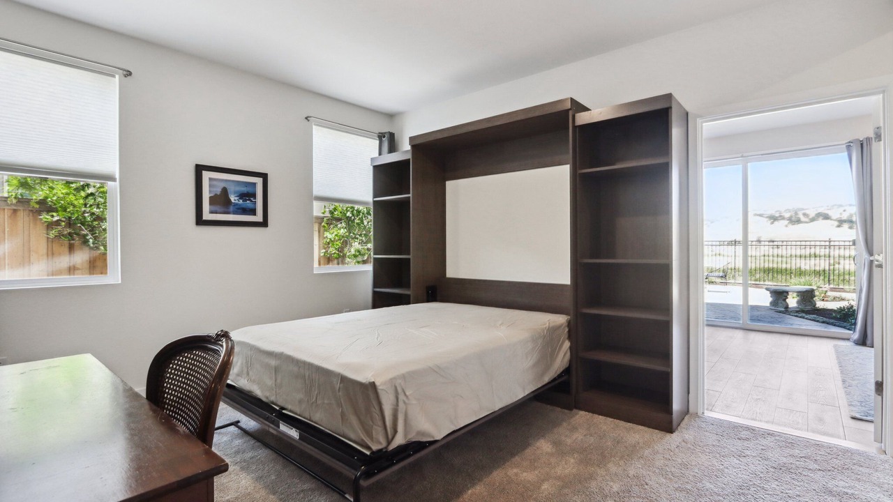 Photo of Bedroom in Nut Tree