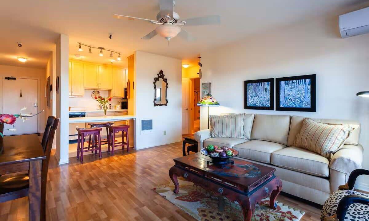 Photo of Livingroom in Crown Point