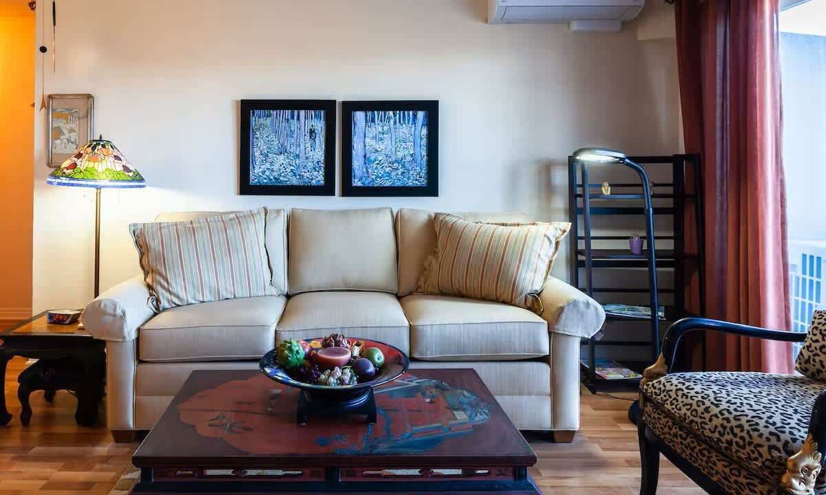 Photo of Livingroom in Crown Point