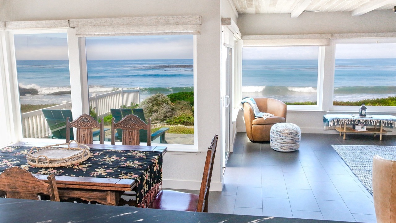 Photo of Bedroom in San Simeon