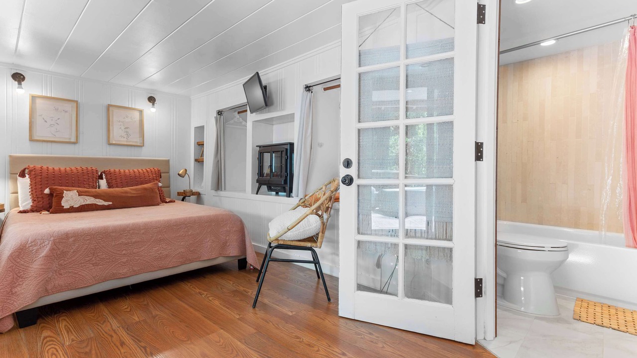 Photo of Bedroom in Rio Nido