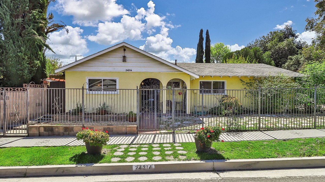 Photo of Outdoor in West Hills