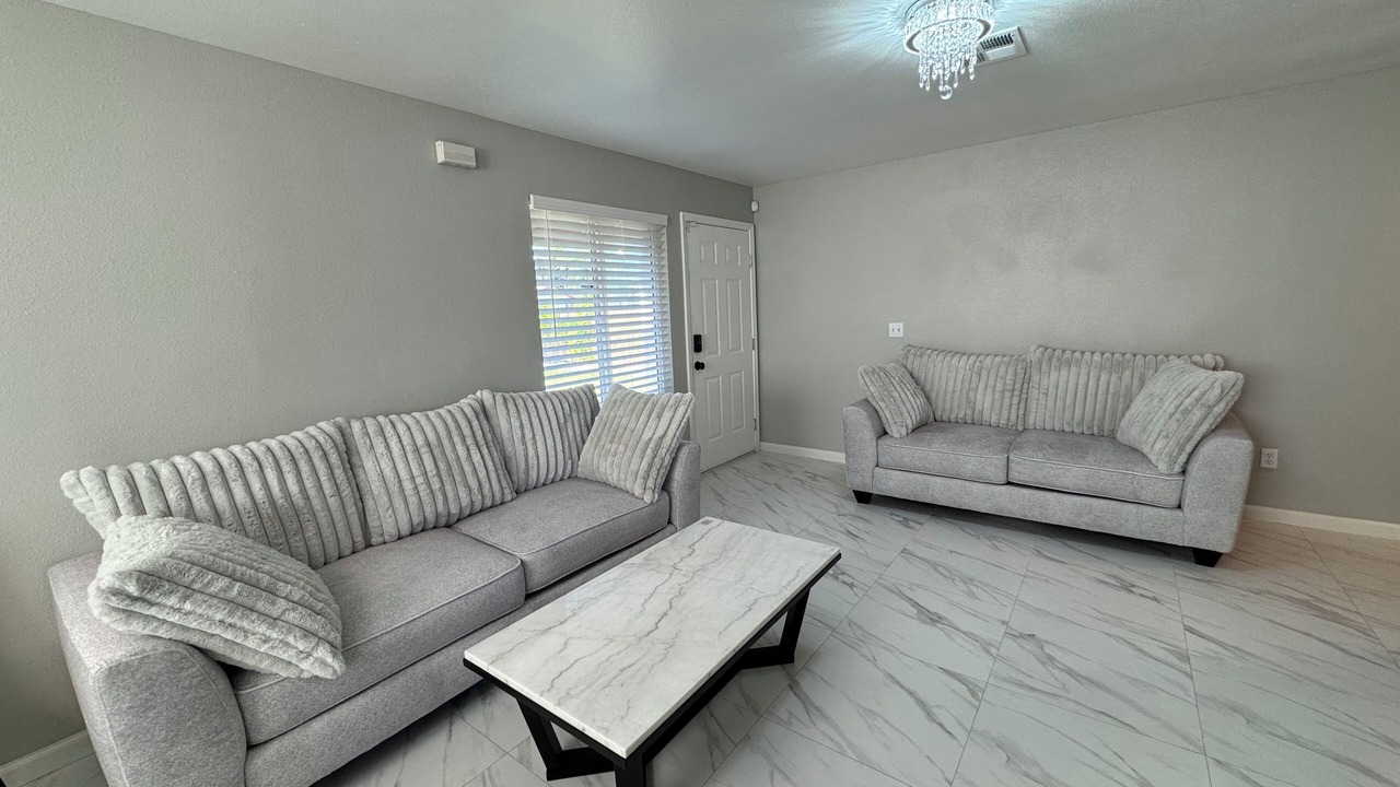 Photo of Livingroom in Sacramento