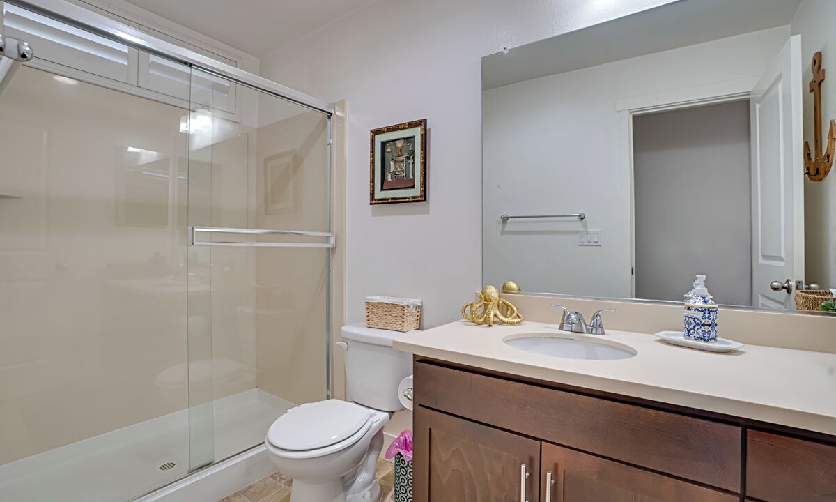 Photo of Bathroom in Lathrop