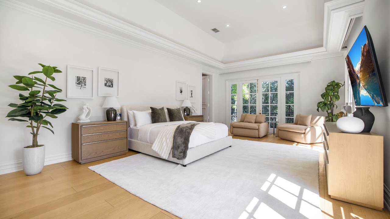 Photo of Bedroom in Beverly Hills