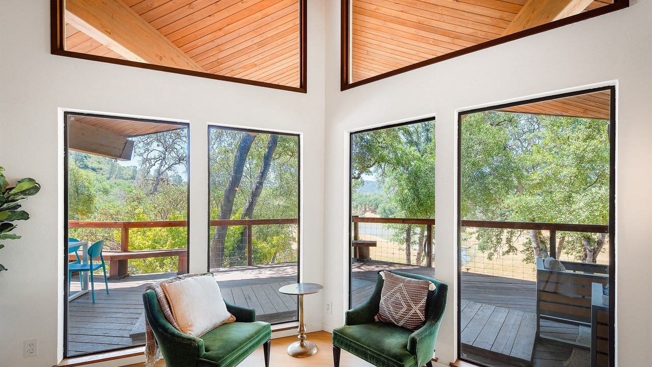 Photo of Bedroom in Kelseyville