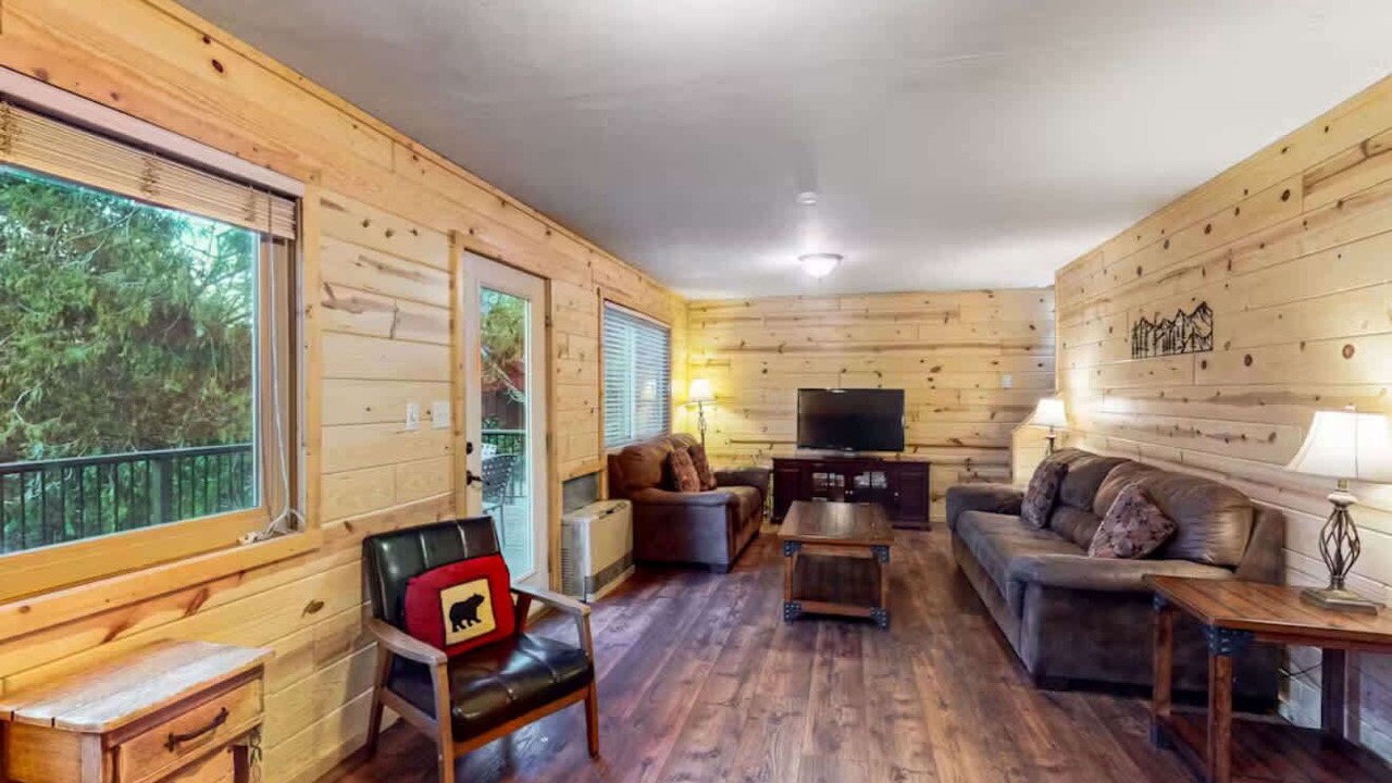 Photo of Livingroom in Sierra Cedars