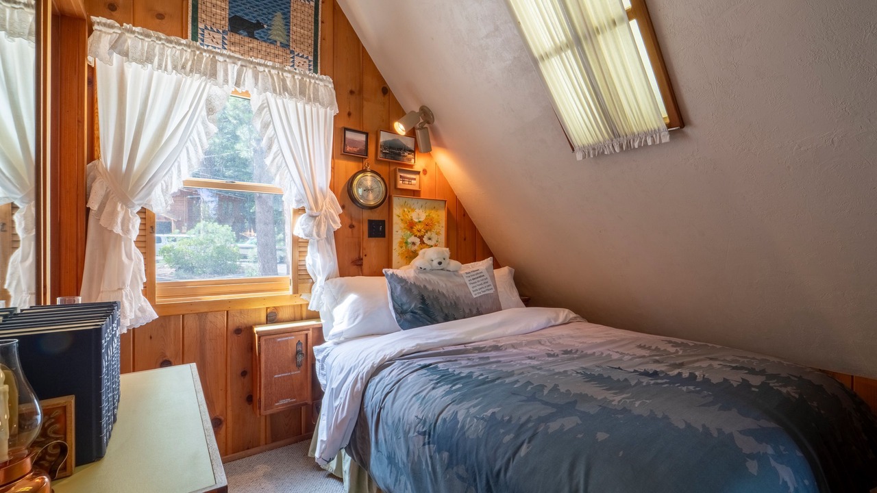 Photo of Bedroom in Ridgewood