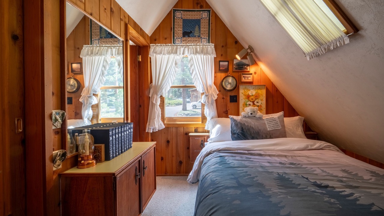 Photo of Bedroom in Ridgewood